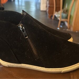 Pierre Dumas Black Suede Side-Zip Wedge Sneaker Booties